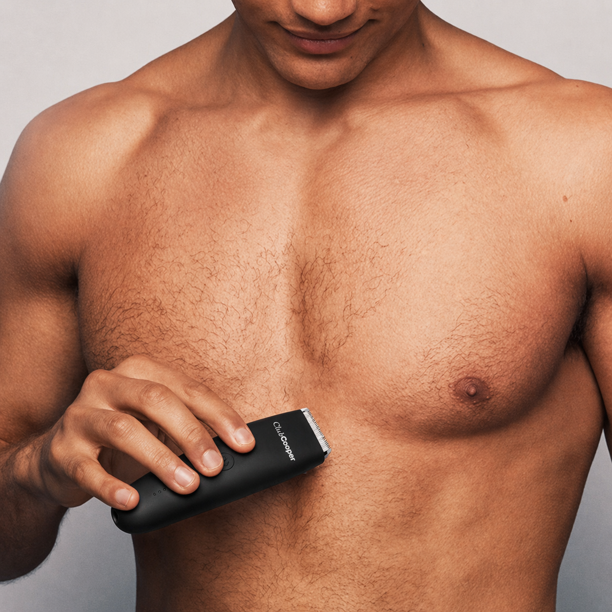 torse et tondeuse noire page d'accueil